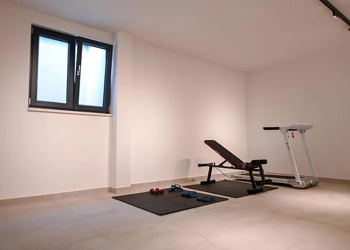 Vila Rosemary West - Heated Infinity Swimming Pool - Jacuzzi - Sea View