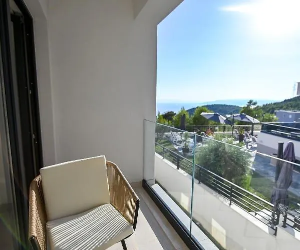 Vila Rosemary West - Heated Infinity Swimming Pool - Jacuzzi - Sea View Makarska